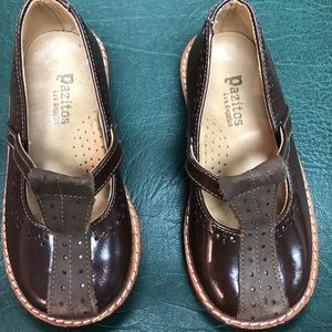 Pazitos Brown Mary Janes Brown sz 9